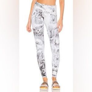 Varley Marble Print High-Rise Performance Leggings Gray White Size Medium
